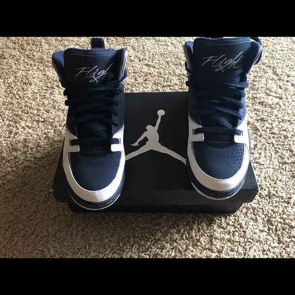 Gently Used: Jordan Flights - Picture 3 of 8